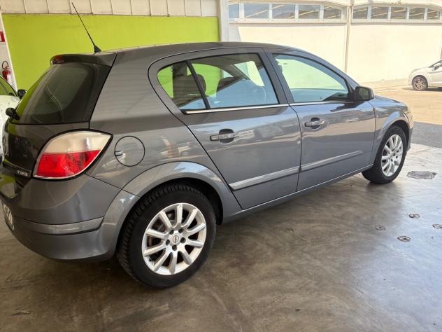 Opel Astra 1.7 CDTI berlina ok neo patentati - Foto 8