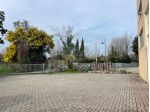 CAPANNONE di 8 vani e di 680 mq (PIETRASANTA - Periferia) rif. 063