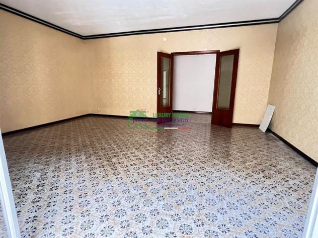 Rif: 2735 - Elegante appartamento di ampia metratura nel cuore di Comiso - Foto 8