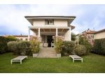 Villa in affitto a Forte dei Marmi 130 mq  Rif: 1302516