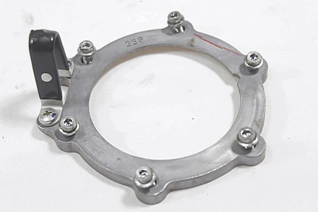SUPPORTO POMPA BENZINA YAMAHA XT1200ZE SUPER TENERE 2015 - 2016 23P241050000 FUEL PUMP BRACKET