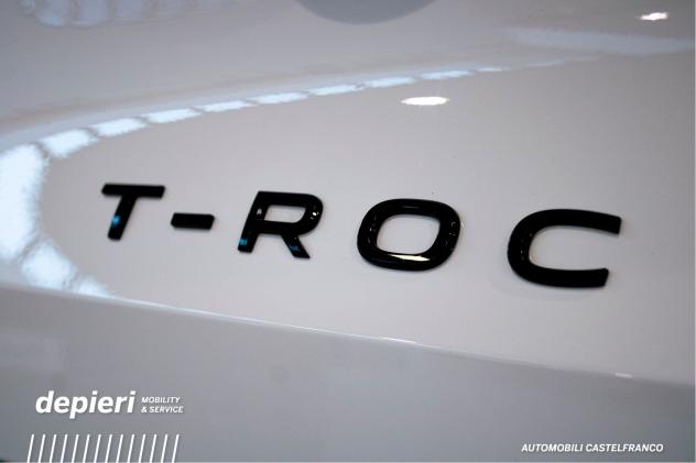 Volkswagen T-Roc T-Roc 1.5 eTSI ACT DSG R-Line MHEV - Foto 9