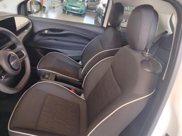 FIAT 500e Berlina 27Kwh 190km rif. 23916033 - Foto 10