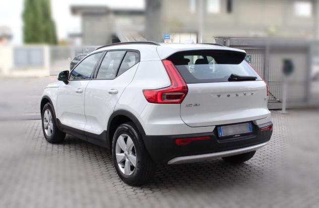 VOLVO XC40 (2017--) XC40 T2 automatico Essential - Foto 5
