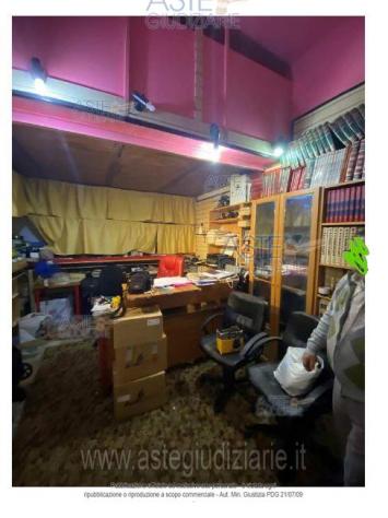 IMMOBILI-IMMOBILE COMMERCIALE-Via dei Mille, 44, 84091 Battipaglia SA, Italia - Foto 4