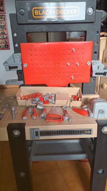 banco di lavoro black decker con utensili di plastica - Foto 5