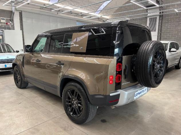 LAND ROVER Defender (2019) Defender 110 2.0 SD4 240CV AWD Auto S - Foto 3