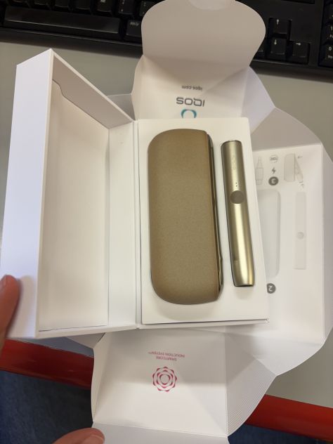 IQOS ILUMA USATA - Foto 3