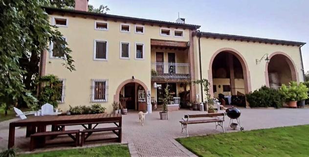 Casale in vendita a Camisano Vicentino