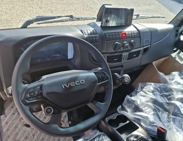 IVECO EUROCARGO 180E32 P EURO 6 NUOVO PNEUMATICO rif. 23887942 - Foto 8