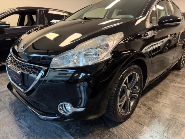 Peugeot 208 1.4 HDi 68 CV Allure - Foto 4