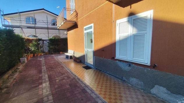 APPARTAMENTO di 4 vani e di 100 mq (ALBENGA - Albenga) rif. SC05 - Foto 16