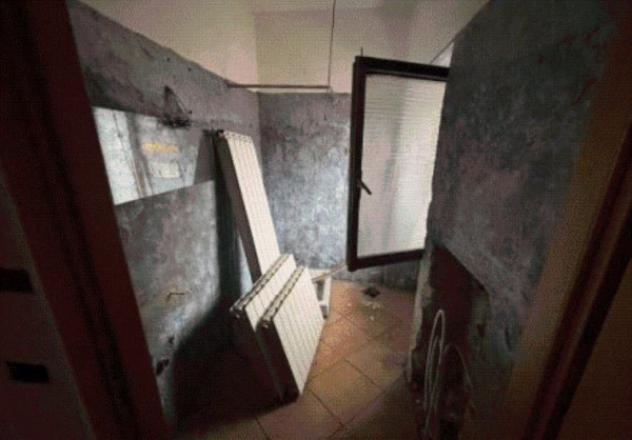Immobile in asta di 49 m² in vendita a Cocquio-Trevisago - Foto 7