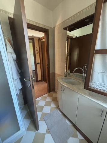 APPARTAMENTO di 3 vani e di 78 mq (SIZIANO) rif. SIZIANO195 - Foto 16