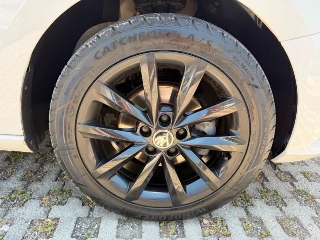 Skoda Fabia 1.0 MPI 60 CV Twin Color Nero-2020 - Foto 5