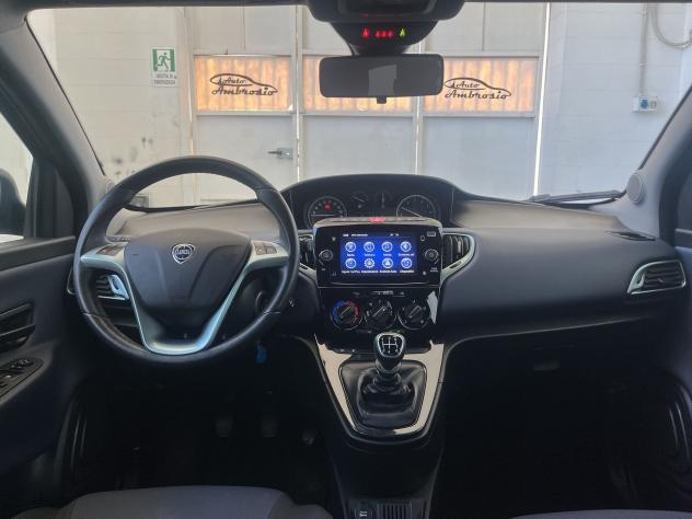 Lancia Ypsilon Ypsilon 1.2 Ecochic Gpl 69cv TUA DA 159,00 EURO AL MESE - Foto 10
