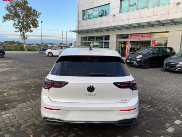 VOLKSWAGEN Golf 1.5 eTSI 150 CV DSG Style rif. 24077759 - Foto 5