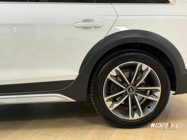 AUDI A4 allroad 2ª serie A4 allroad 40 TDI 204 CV S tronic Identity Contrast - Foto 8
