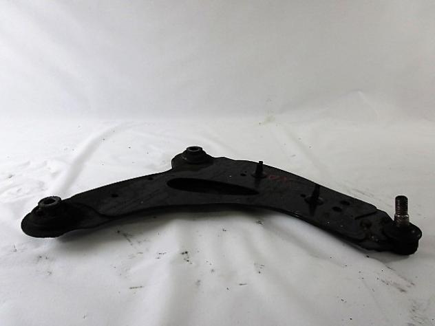4418224 BRACCIO OSCILLANTE ANTERIORE LATO DESTRO OPEL VIVARO 1.9 D 60KW 5M 2P (2002) RICAMBIO USATO