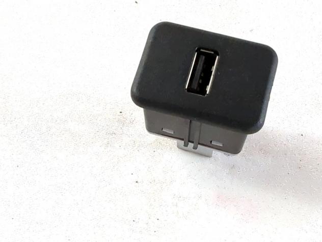 20928734 PORTA INGRESSO USB OPEL CORSA E 1.4 B 55KW 5M 5P (2018) RICAMBIO USATO - Foto 7