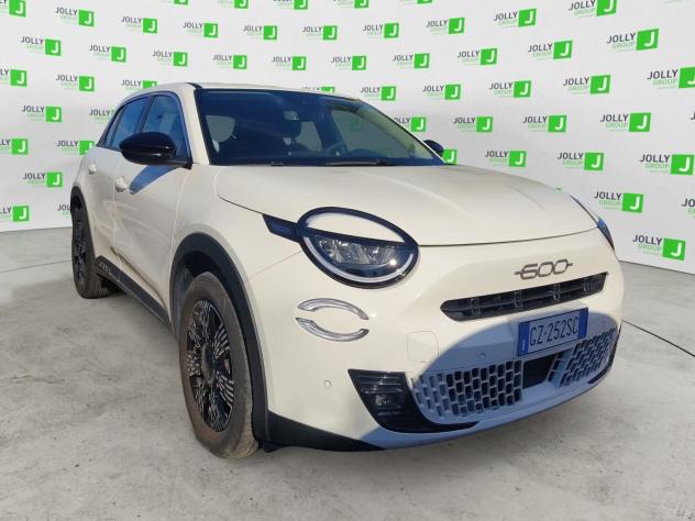 FIAT 600 IV 2023 1.2 hybrid 145cv auto - Foto 3