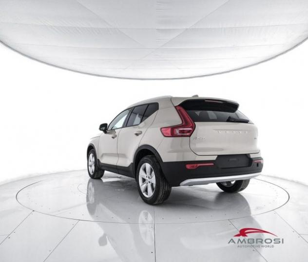 VOLVO XC40 B3 Mild hybrid Benzina Core rif. 23930393 - Foto 4
