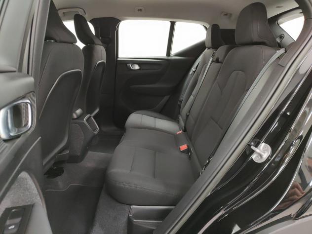 Volvo XC40 T2 129 CV auto CarPlay/AndroidAuto Cruise FariLED - Foto 6
