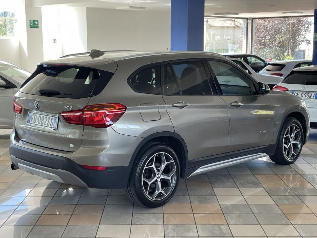BMW X1 18d xDrive xLine Automatica - Foto 4