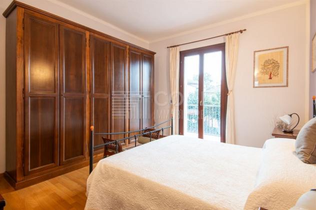 Elegante appartamento indipendente con giardino privato e ampio garage - Foto 14