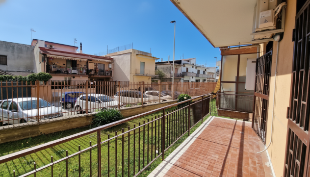 APPARTAMENTO CON AMPIO TERRAZZO A LIVELLO - PARCO PRIVATO - MONDRAGONE - v3307 - Foto 9