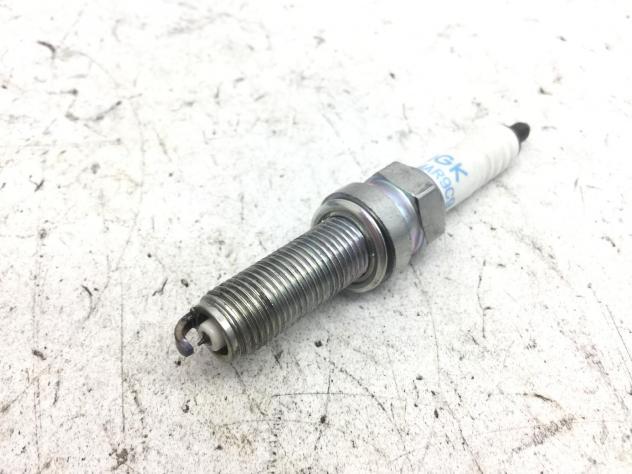 HONDA CBR RR ABS KM0 600 CANDELA NGK SILMAR9C9 2024 2026 PC69A4RK