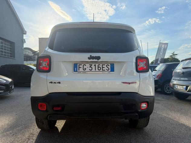 Jeep Renegade 2.0 MJet 170cv Trailhawk 4WD aut. - Foto 6