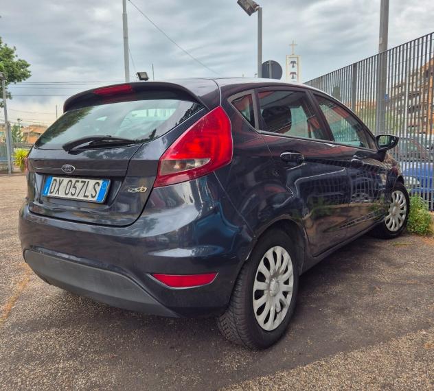 Ford Fiesta 1.4 5 porte Bz.- GPL Titanium - Foto 6