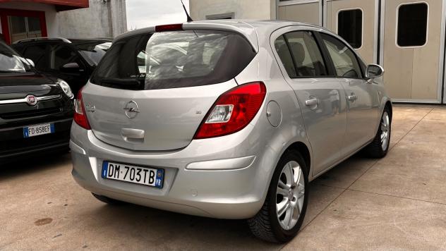 Opel Corsa 1.4 16V 5 porte Enjoy - Foto 8