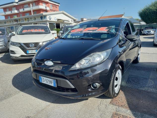 Ford Fiesta 1.2 Gpl Titanium 5 porte