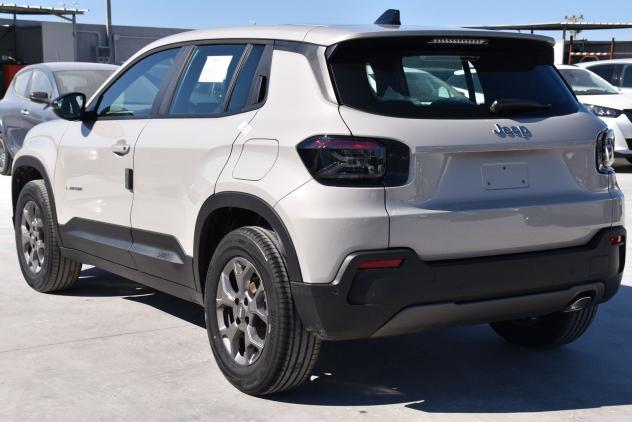 Jeep Avenger 1.2 Turbo 110 CV MHEV Longitude - Foto 6