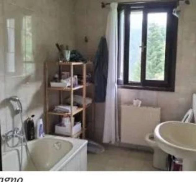 Immobile in asta di 280 m² con più di 5 locali e box auto in vendita a Paularo - Foto 12
