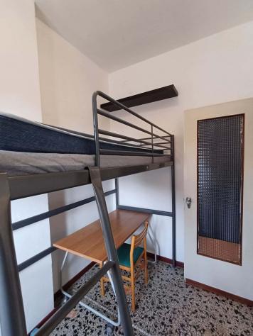 Room in Via Lodovico Pavoni, Brescia for 120 m² with 5 bedrooms - Foto 2