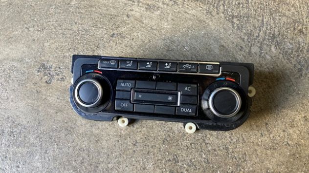 Comandi climatizzatore Volkswagen Golf 6 del 2010 (5K0907044BS)