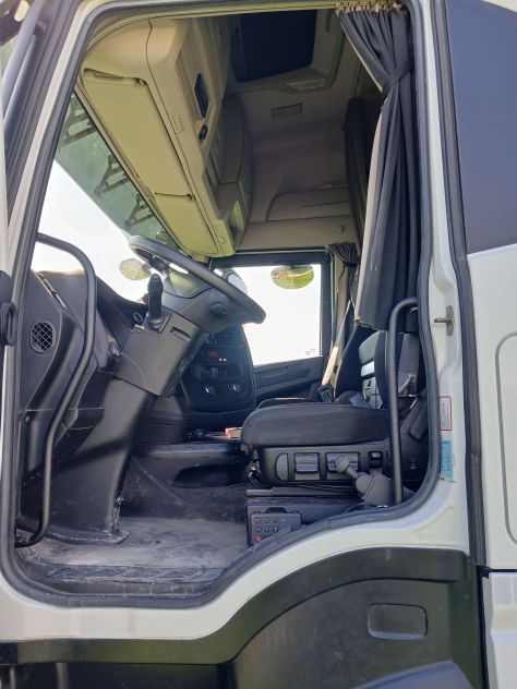 IVECO S-WAY 490CV con impianto idraulico km 221.000 - Foto 5