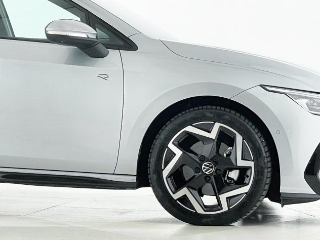 Volkswagen Golf Golf 2.0 TDI 150 CV DSG SCR R-Line - Foto 8