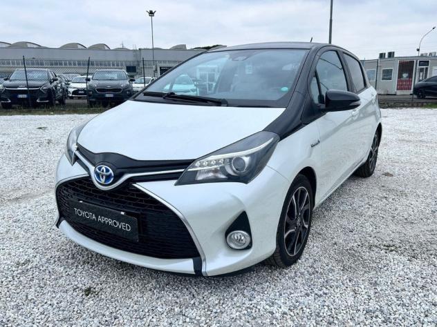 Toyota Yaris III 2015 5p 1.5h Style my16