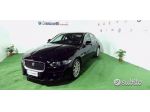 JAGUAR XE 2.0 D TURBO 180cv aut. prestige 2017