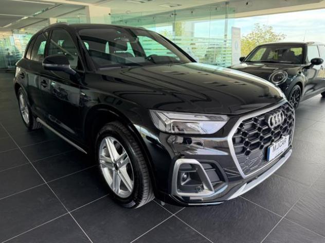 AUDI Q5 SPB 35 TDI S tronic S line rif. 24234214 - Foto 4