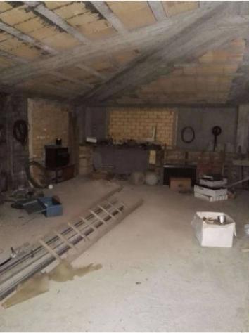 Immobile in asta di 374 m², box auto in vendita a Notaresco - Foto 9