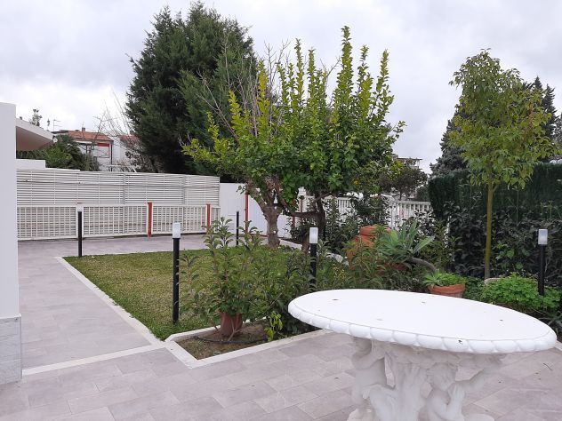 Villa a schiera ad angolo