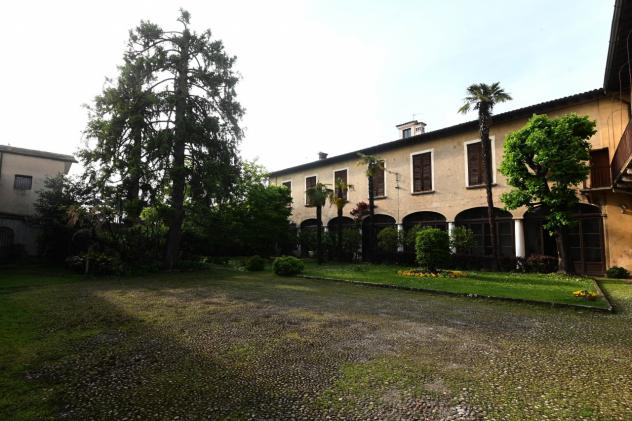 CASALE di 30 vani e di 2100 mq (CASTEGNATO) rif. SFSPCST - Foto 3
