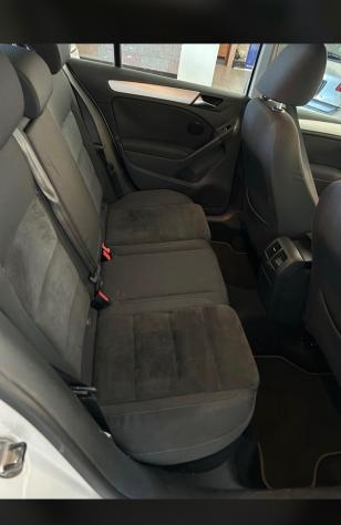Volkswagen Golf 1.6 TDI DPF DSG 5p. Highline - Foto 4
