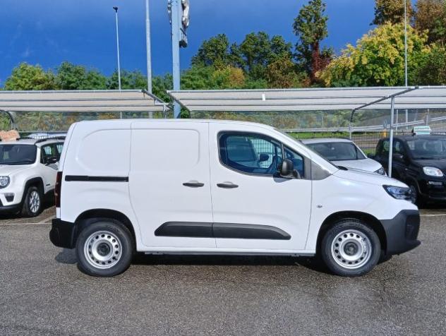 PEUGEOT Partner BlueHDi 130 S&S PC Furgone L1 Standard 3P rif. 24043476 - Foto 4