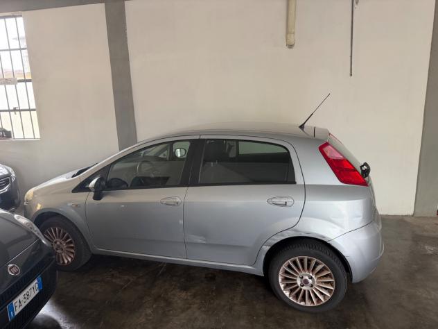 Fiat Grande Punto 1.4 5 porte Active - Foto 2
